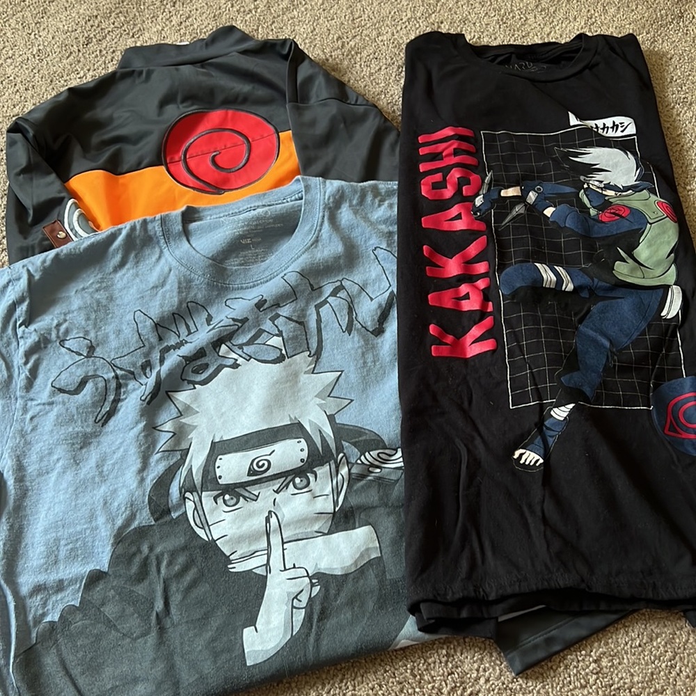 Naruto (lot) tshirt and zip up jacket